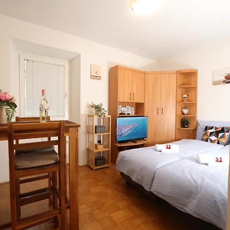 Mhouse Apartment Piran Exterior photo